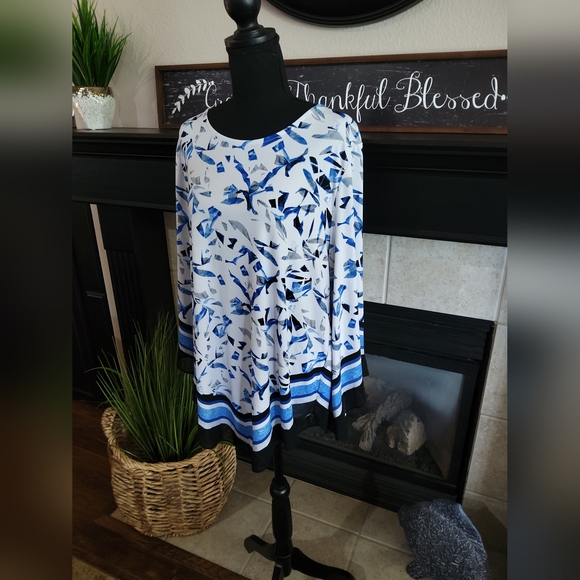 Alfani Ladies Long-sleeved Tunic Top - Picture 4 of 10